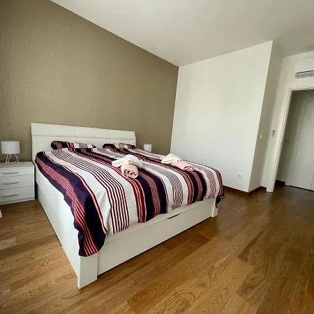 Romantic One Bedroom At Bw-city And Park View *