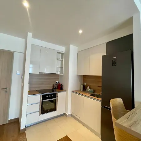 Romantic One Bedroom At Bw-city And Park View * Beograd