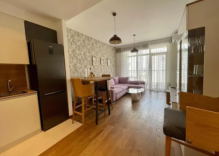 Romantic One Bedroom At Bw-city And Park View *