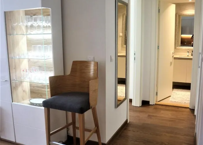 Romantic One Bedroom At Bw-city And Park View Belgrado